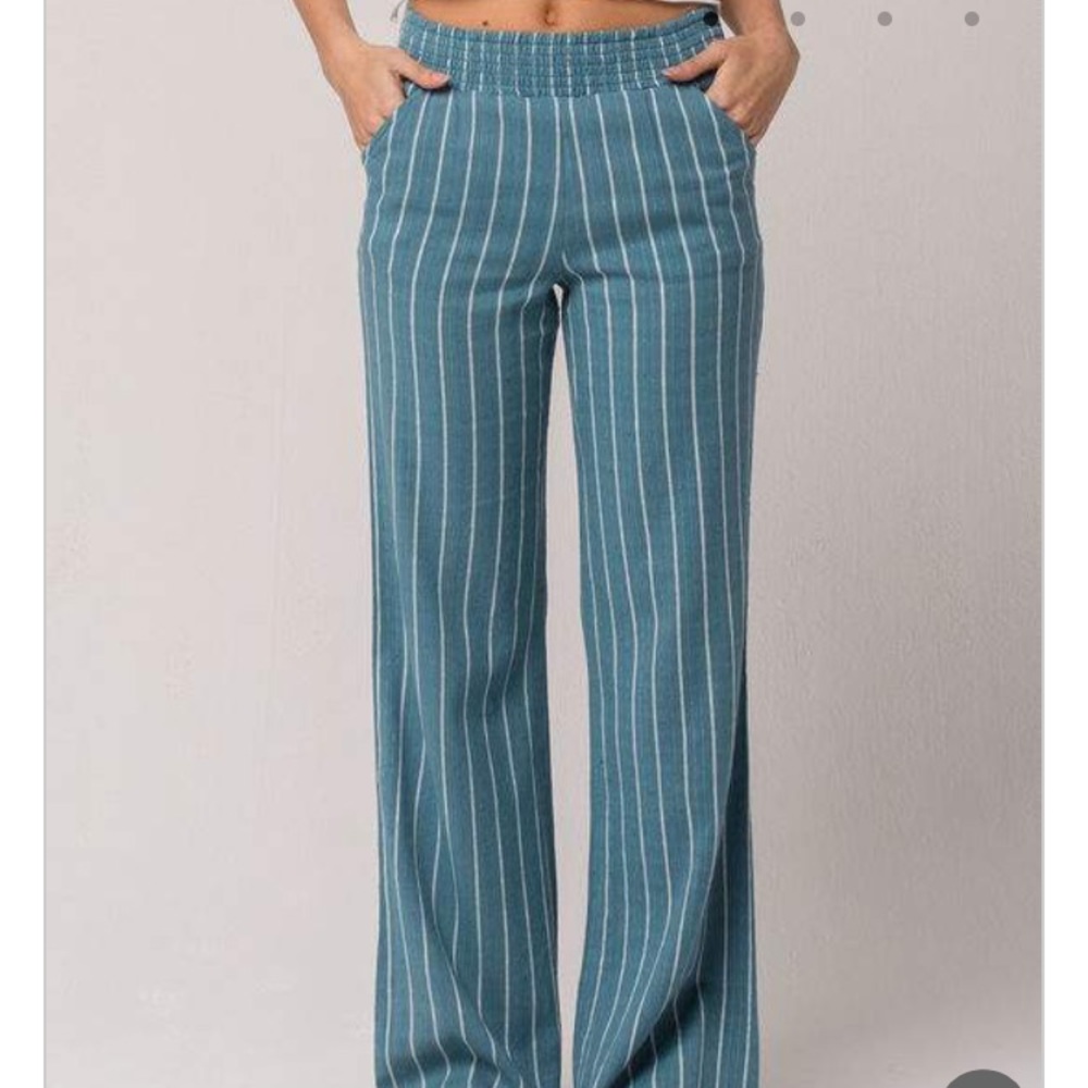 Billabong striped pants 🌸